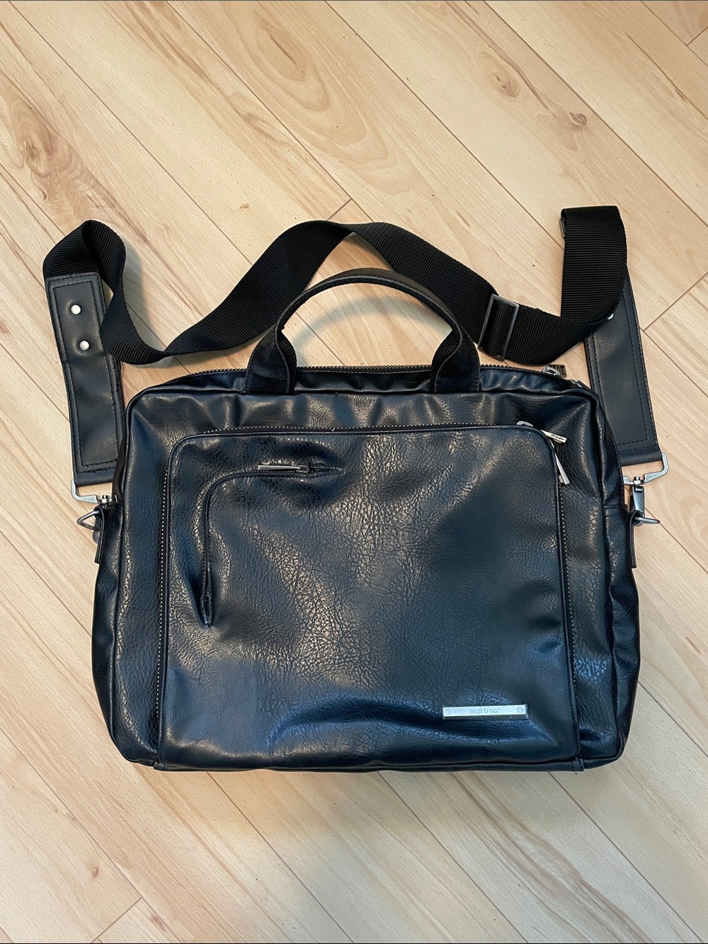 Matt & Nat Black Large Vegan Leather Laptop/Briefcase/Travel/Messenger Bag